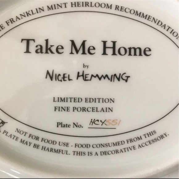 Lab Puppies Collector Plate - Picture 3 of 3